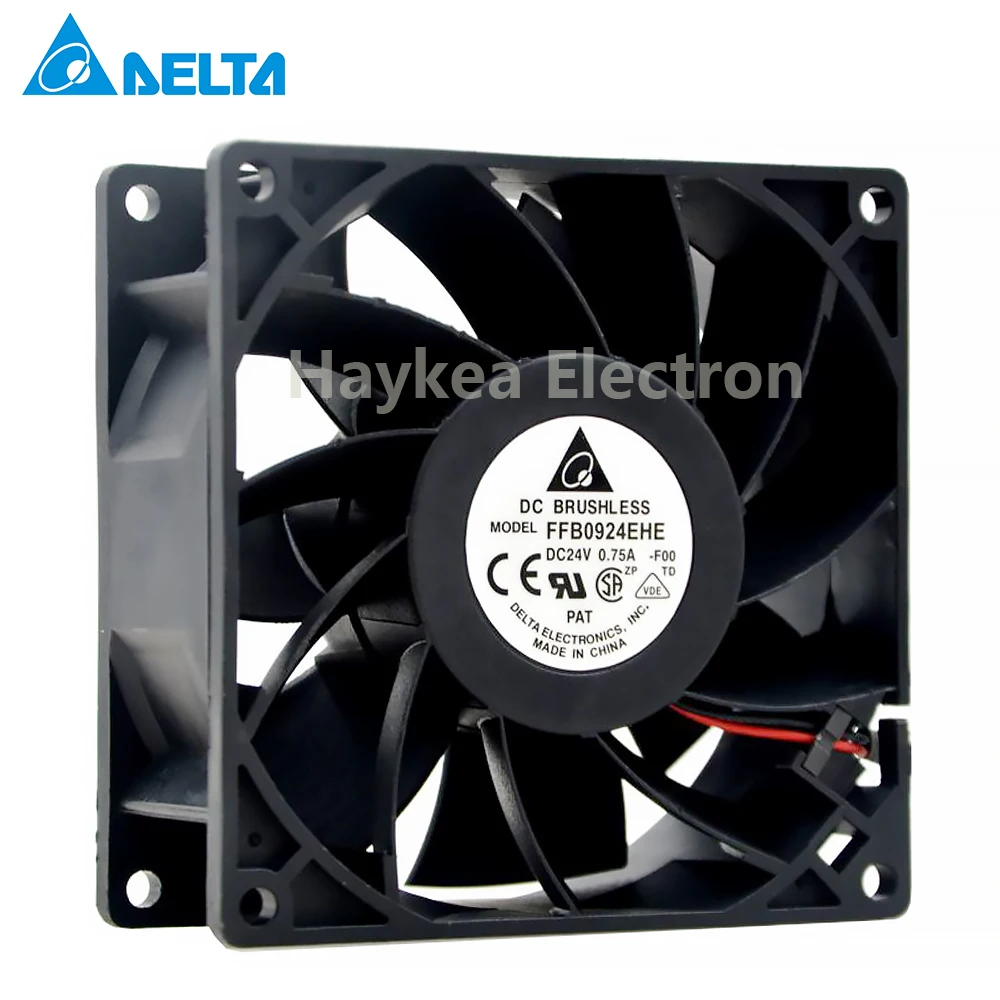 Vista frontal del ventilador Delta FFB0924EHE mostrando las aspas y el marco