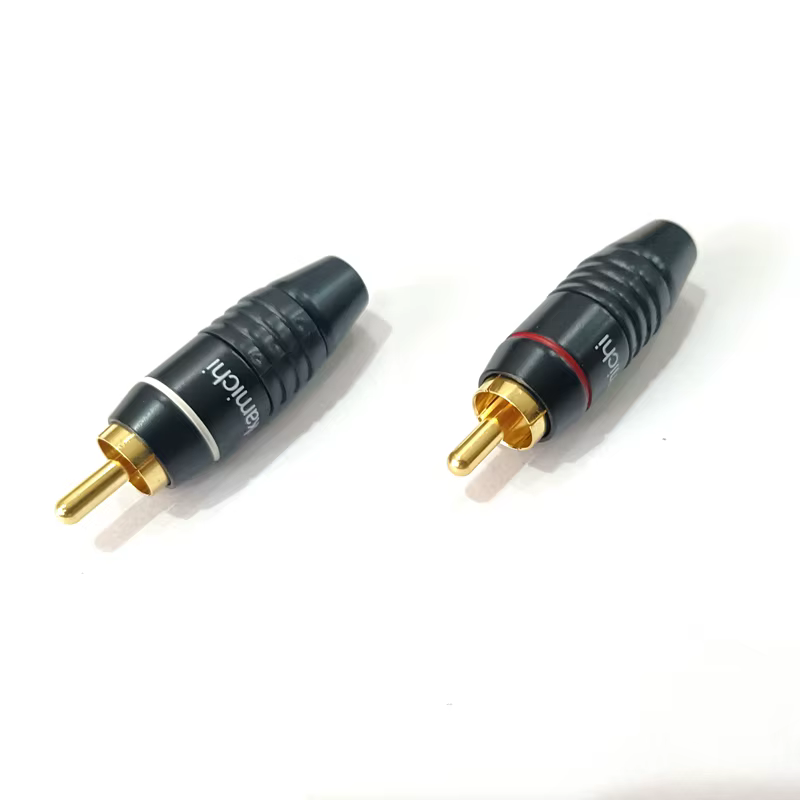 Conector RCA detalle lateral del chapado en oro
