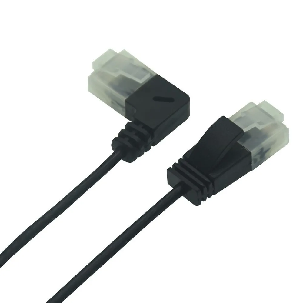 Detalle del perfil ultrafino junto a un cable estándar
