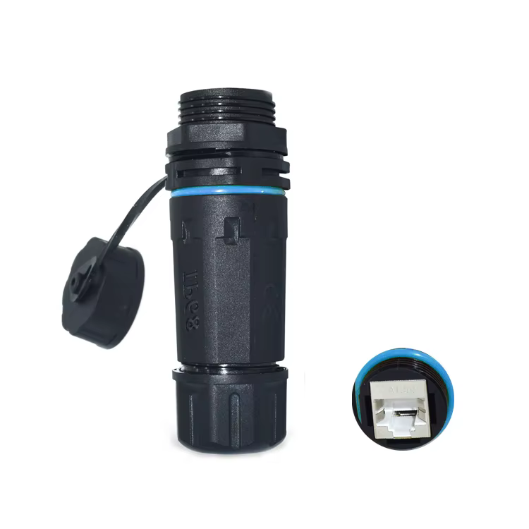 Detalle del conector RJ45 blindado