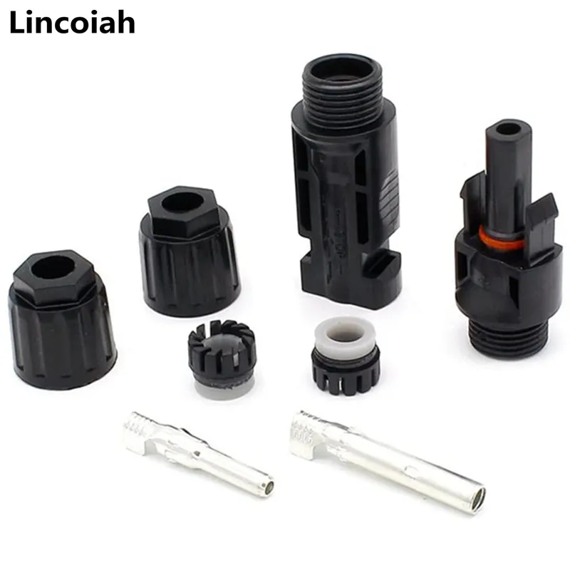 Detalle del connector solar con resistencia al agua IP67