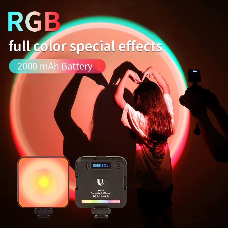 Lámpara LED RGB vista frontal con efecto de luz cálida