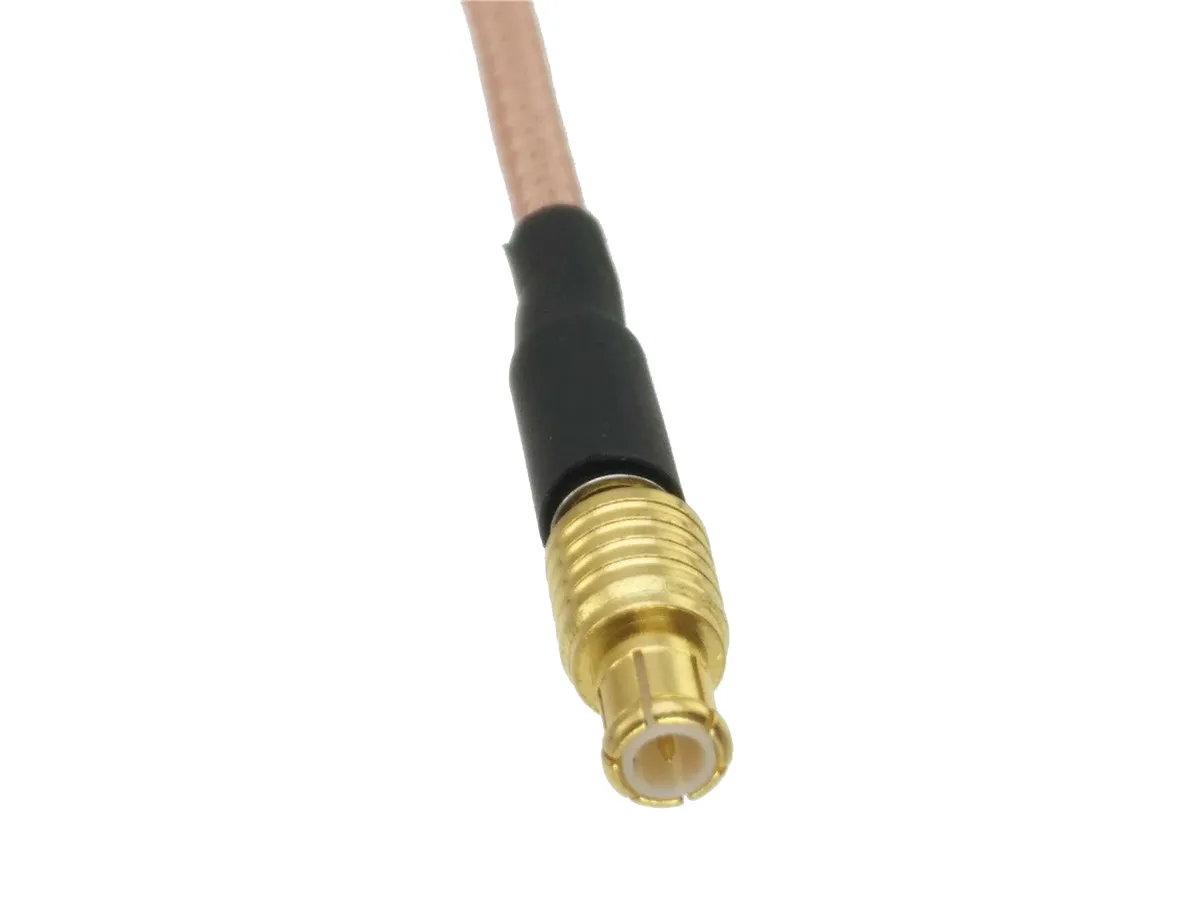 Detalle del conector MCX macho