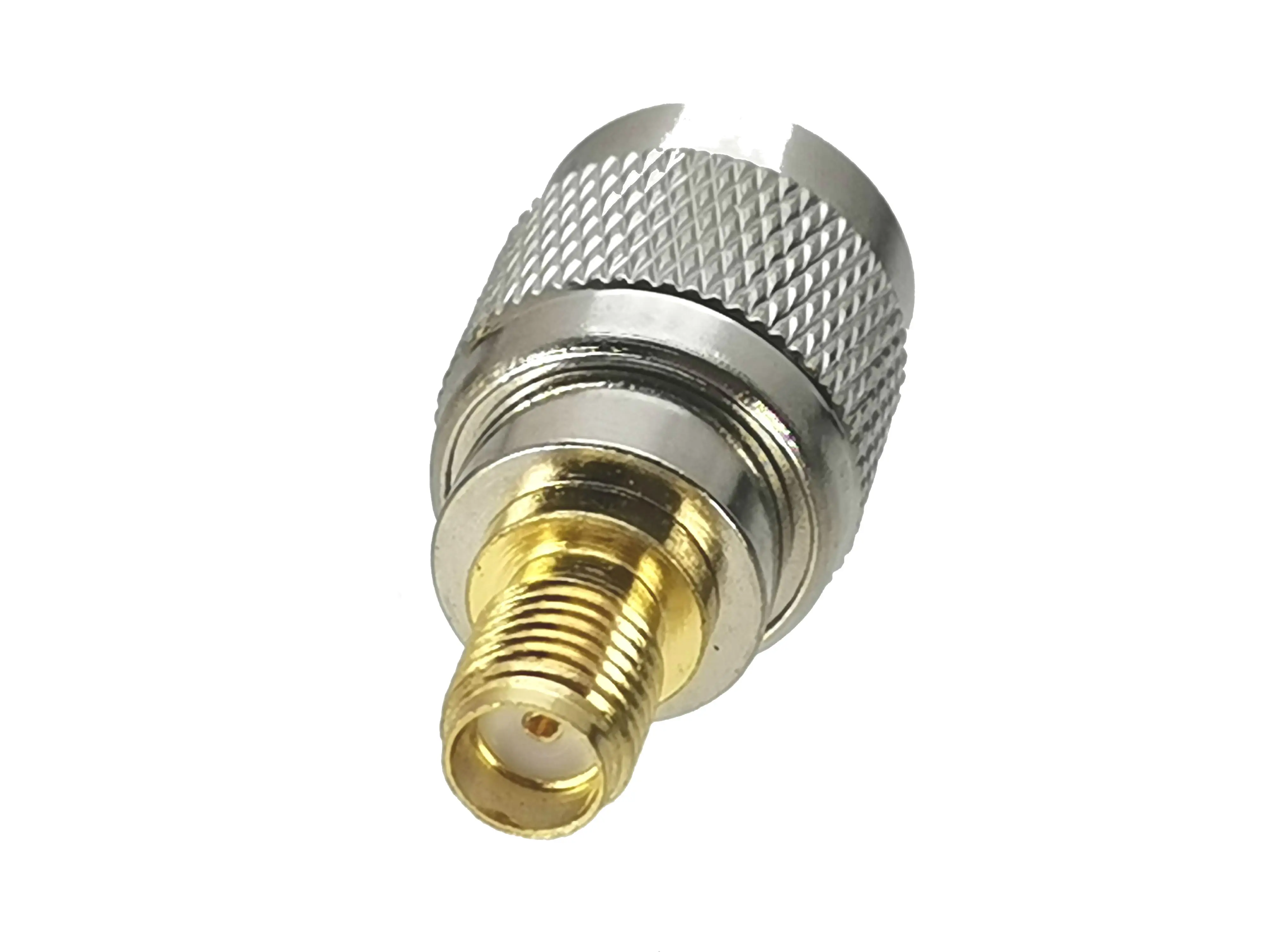Adaptador SMA hembra a TNC macho vista lateral