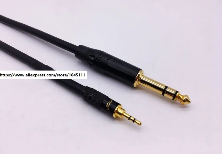 Detalle de conectores TRS chapados en oro