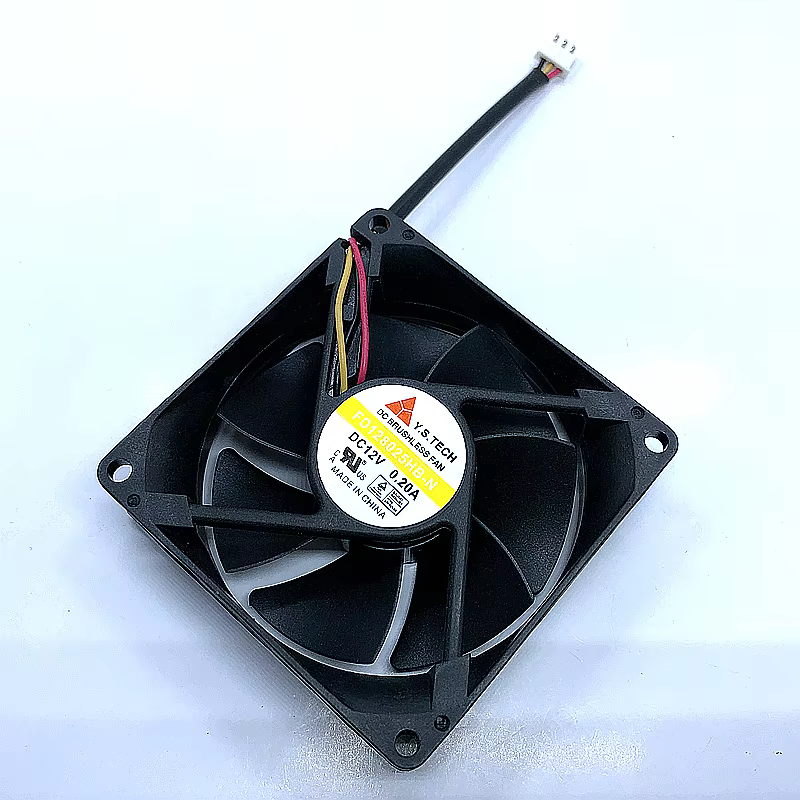 Ventilador 80mm vista frontal
