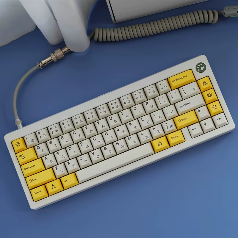 Keycaps GMK Serika con diseño en tonos blancos y grises