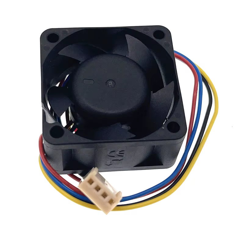 Detalle del conector de 4 pines PWM