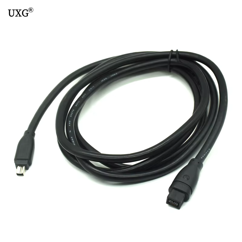 Detalle de conectores FireWire