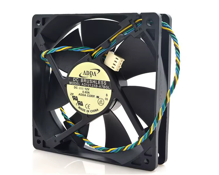 Ventilador ADDA 120mm vista frontal
