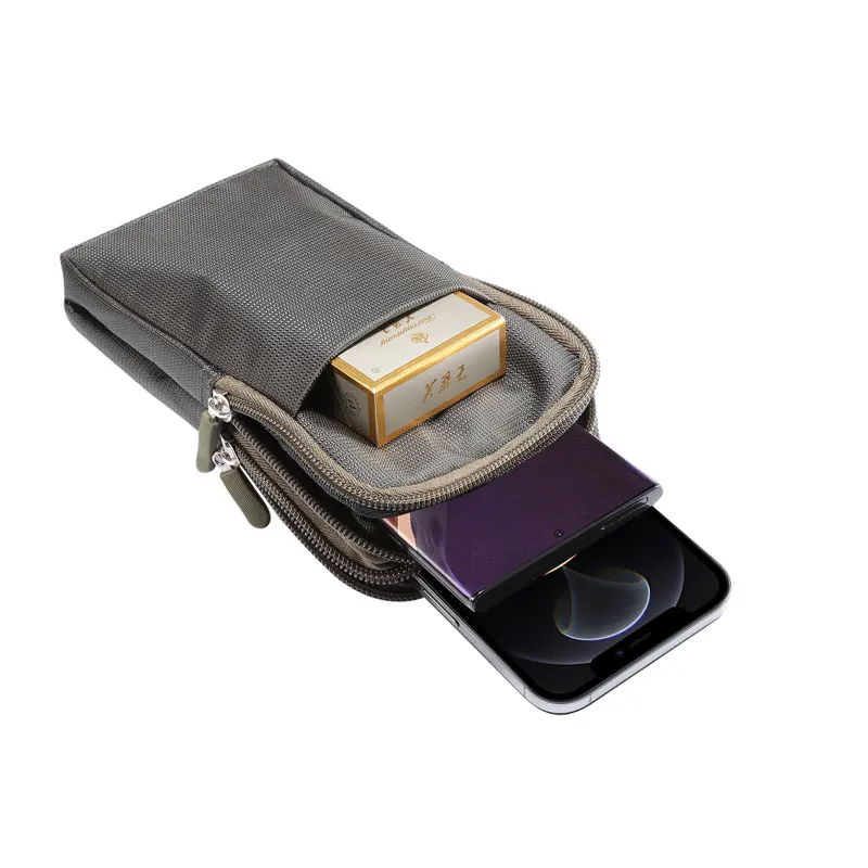 Funda con mosquetón