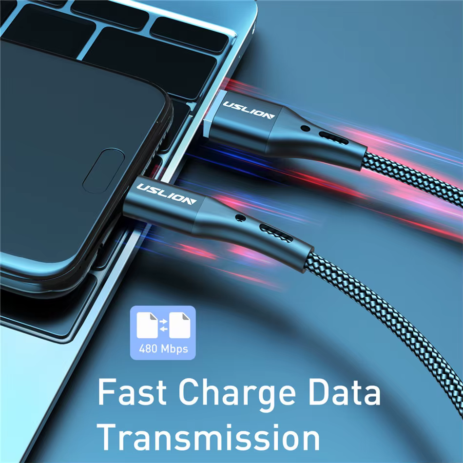 Conectores USB-C y USB-A del cable