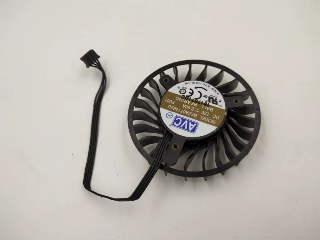 Ventilador instalado en tarjeta gráfica