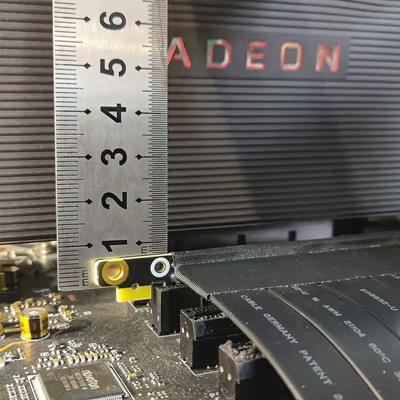 Cable de extensión PCIe x16 en configuración vertical