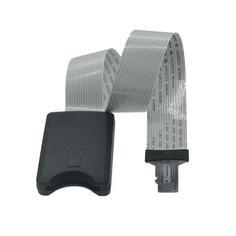 Detalle del adaptador SD hembra