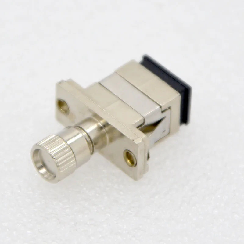 Acoplador de fibra óptica SMA-SC vista frontal