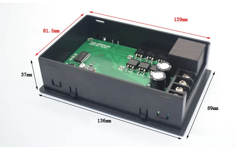Botones de programación y conectores de entrada