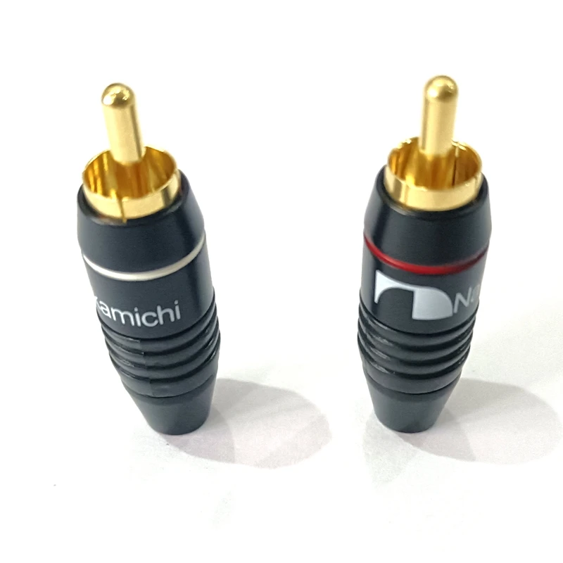 Conector RCA macho dorado vista frontal