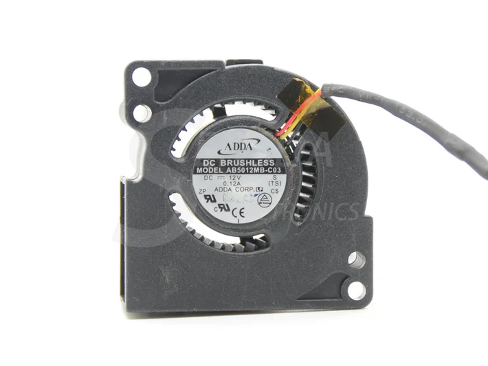 Ventilador instalado en chasis de servidor