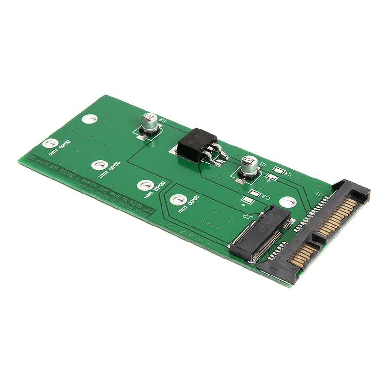 Vista frontal del adaptador con SSD M.2 instalado