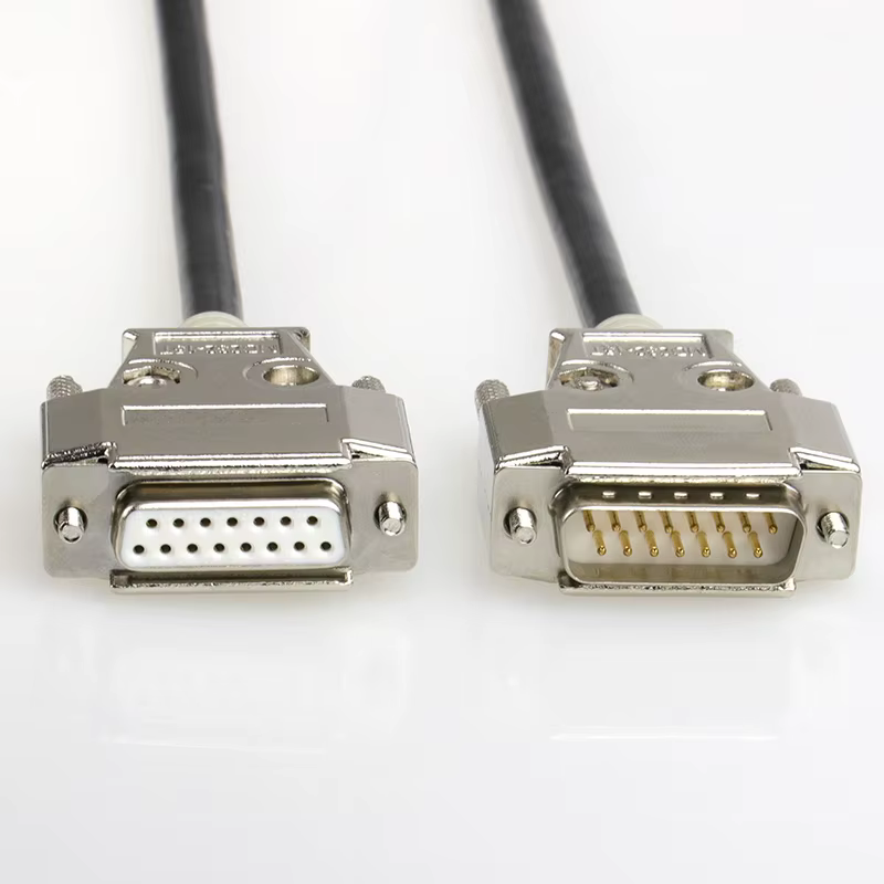 Detalle de conectores DB15 hembra