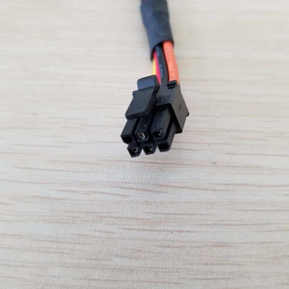 Conexión del cable a la unidad SSD