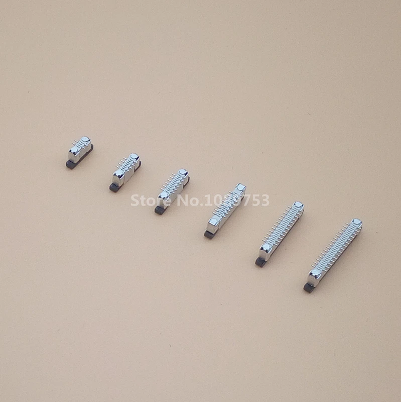 Detalle del contacto dorado y la estructura del conector