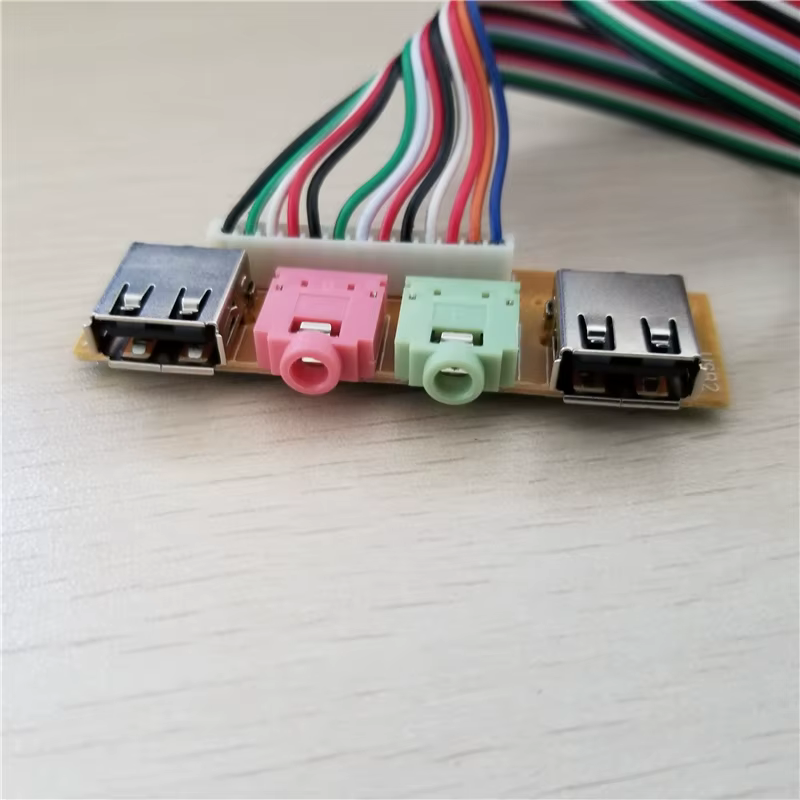 Cable instalado dentro de un chasis