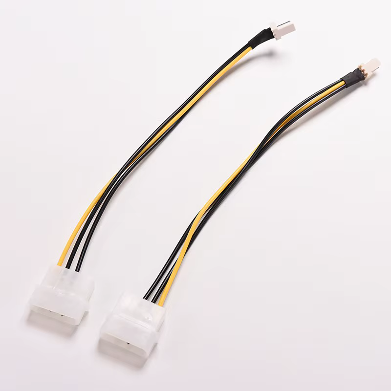 Conectores Molex y de 3 pines del adaptador