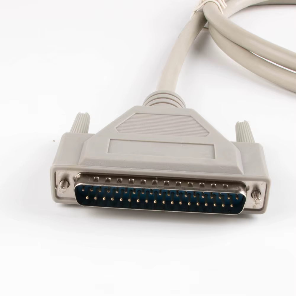 Comparación de conectores DB37