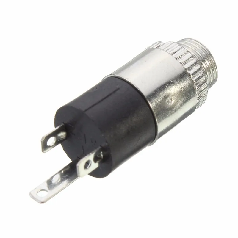 Conector estéreo PJ392 vista frontal con tuerca de fijación