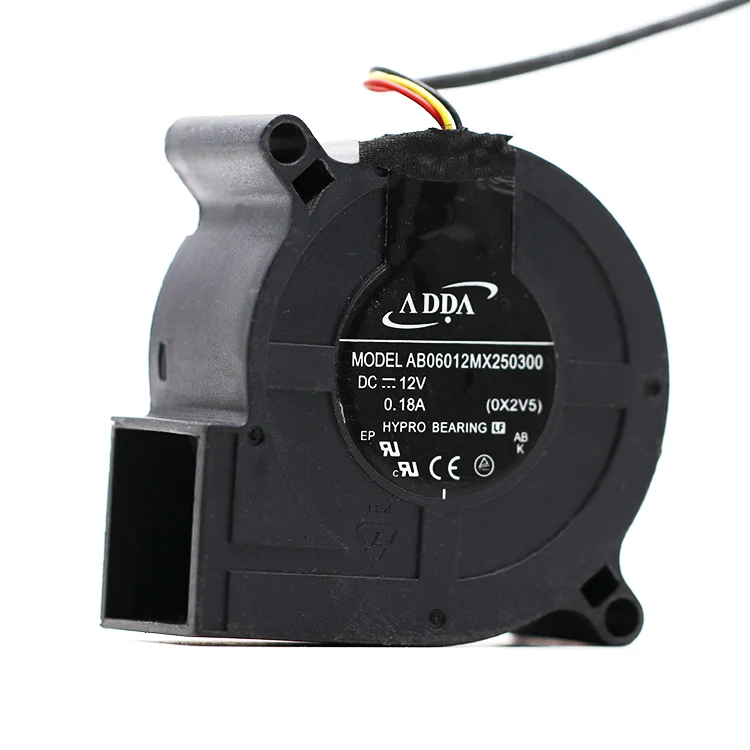 Ventilador con cable de conexión