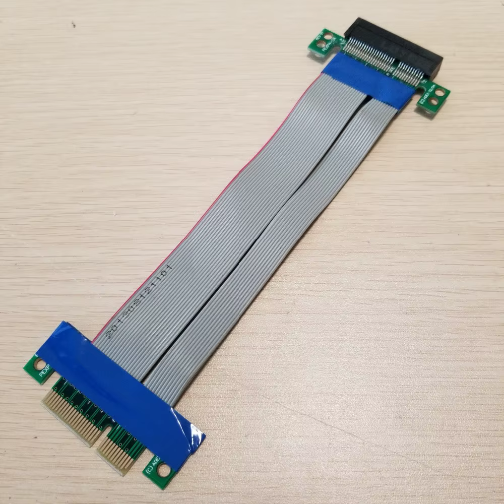 Detalle del conector chapado en oro
