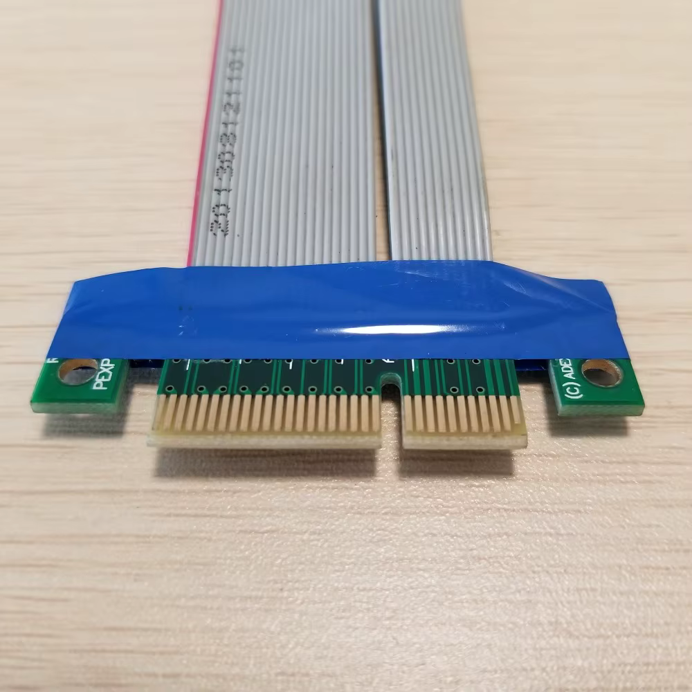 Conexión al slot PCIe de la placa base
