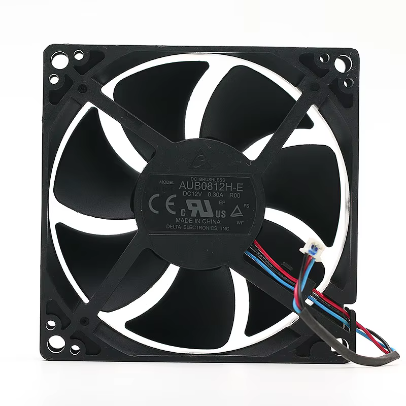 Ventilador Delta AUB0812H-E – frontal