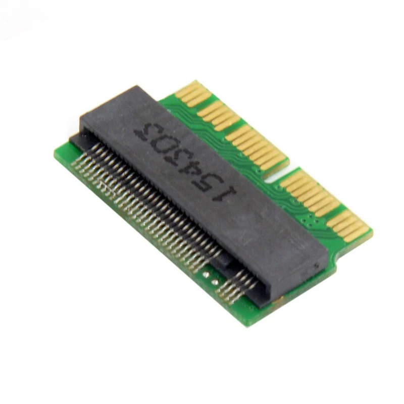 Adaptador BTBcoin M.2 instalado en MacBook Air