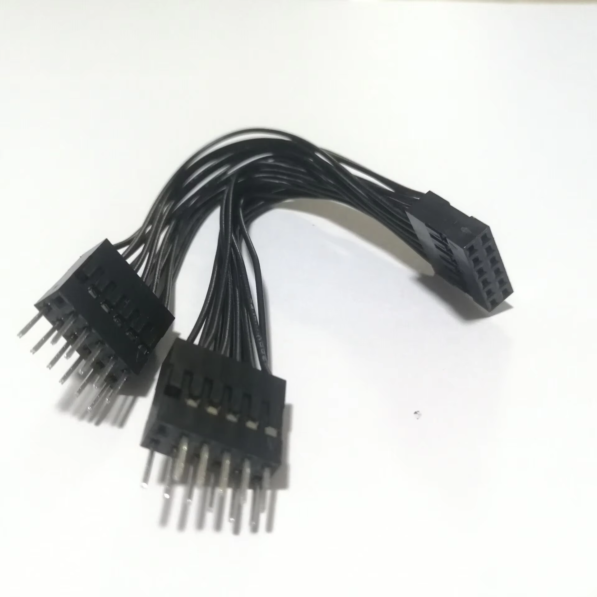 Detalle del conector USB 11 pines
