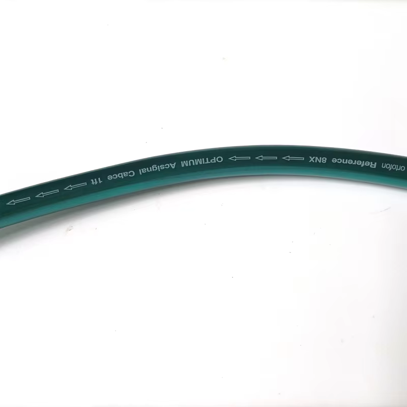 Ejemplo de cable terminado con conectores RCA y XLR