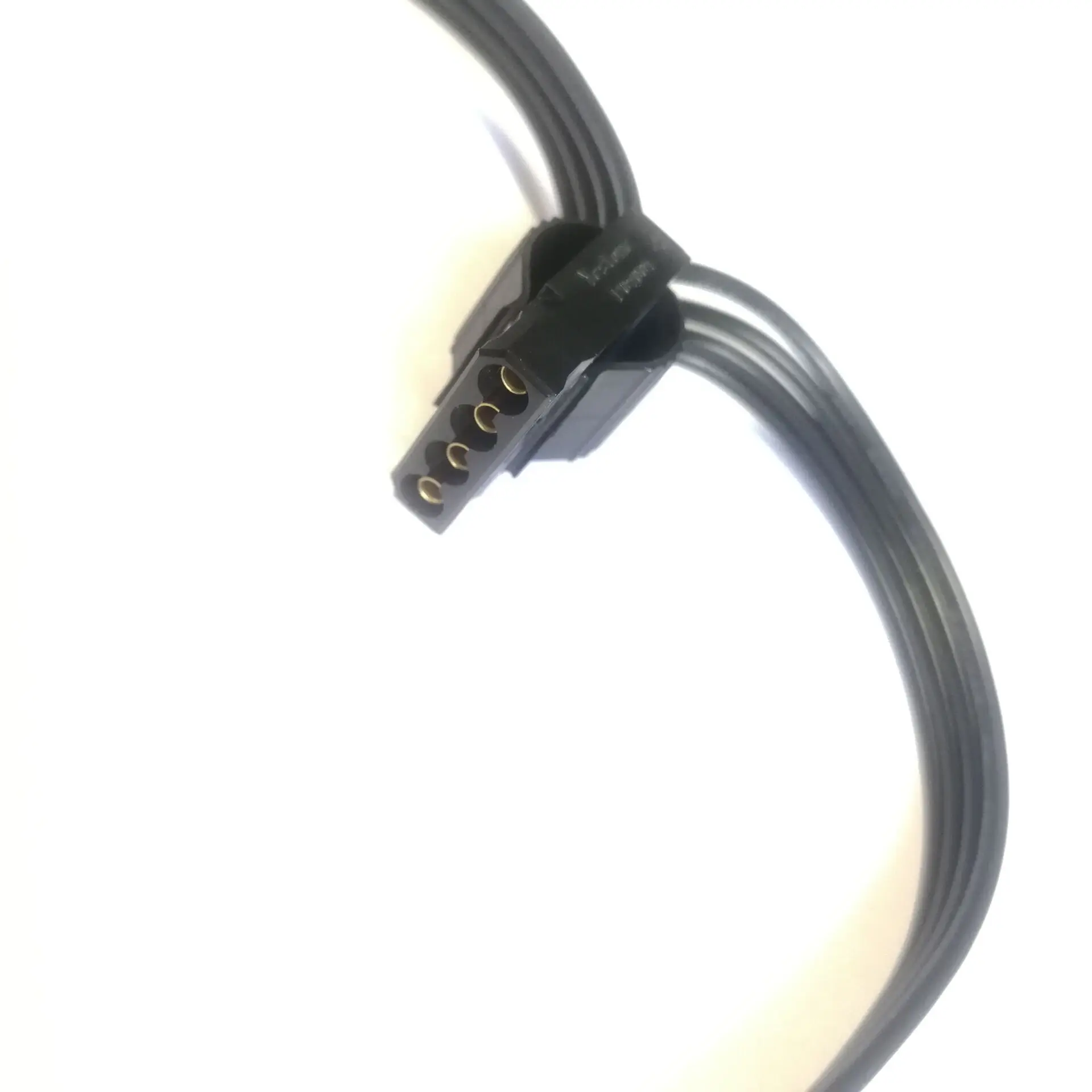 Adaptador 6-pin a 3x Molex IDE