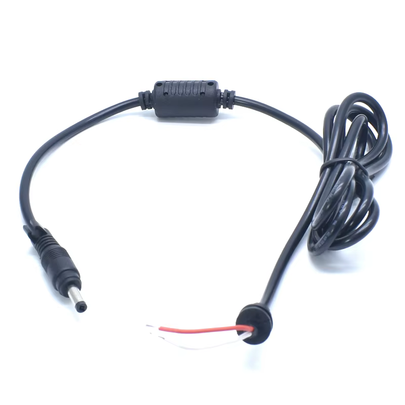 Detalle del conector DC 4,0x1,7mm