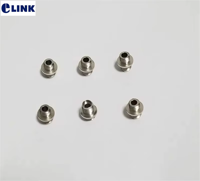Adaptador SMA905