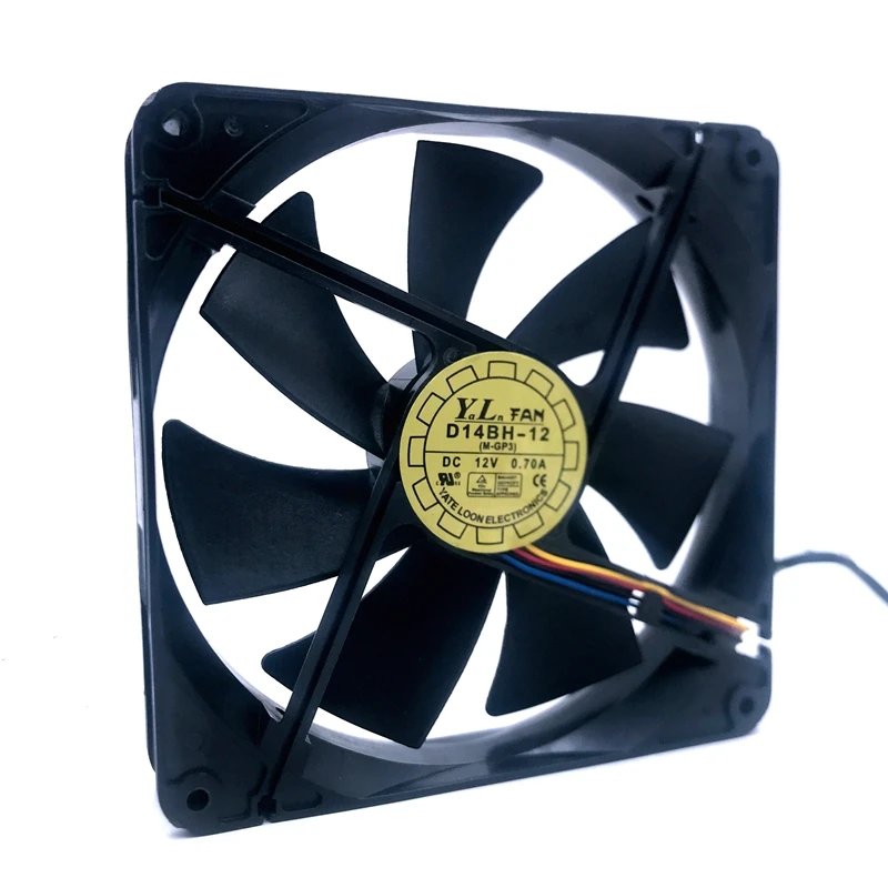 Ventilador visto de frente mostrando aspas y marco