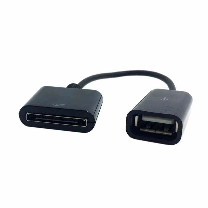 Vista frontal del acoplamiento mostrando el conector de 30 pines y la salida USB
