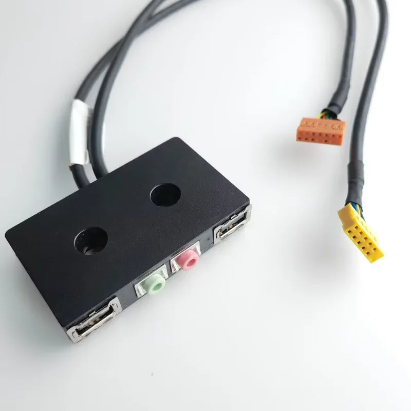 Lenovo Panel Frontal con Micrófono USB 2.0 y Audio HD - imagen 5