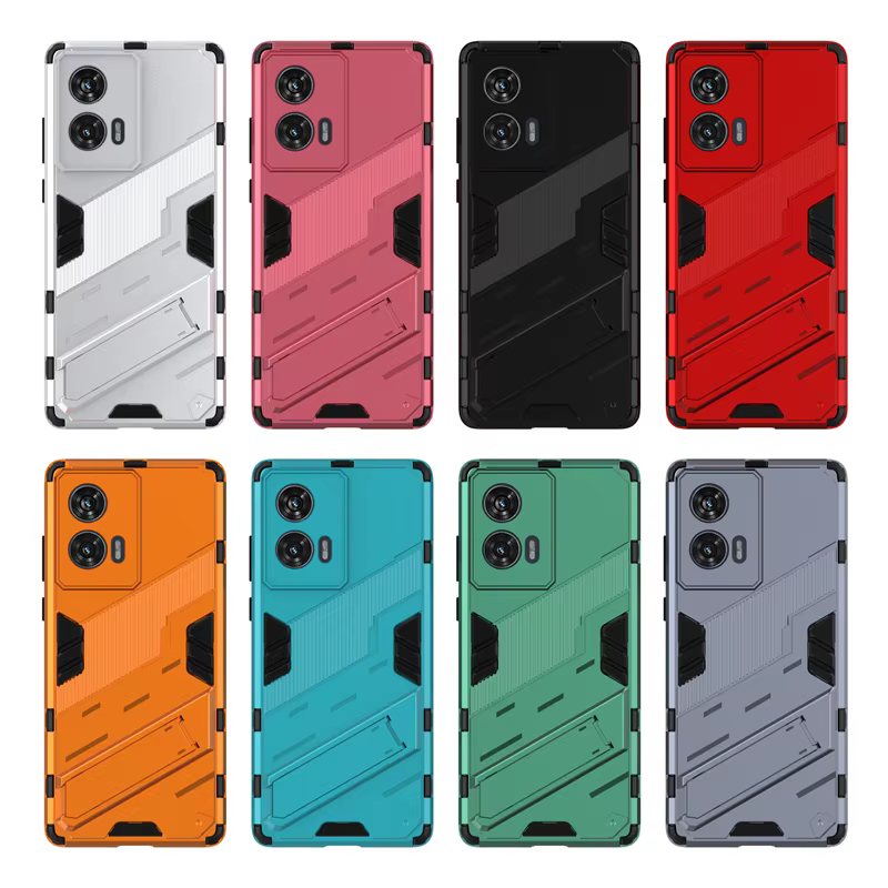 Funda Wolfrule Moto Edge 50 Fusion en color negro con soporte desplegado