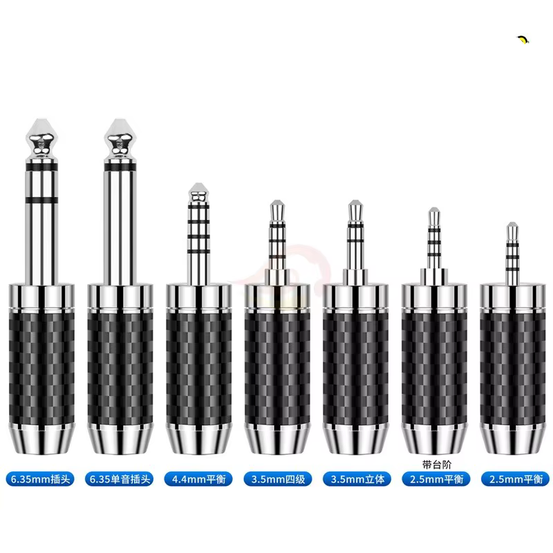 Conectores de audio jack disponibles en varios tamaños