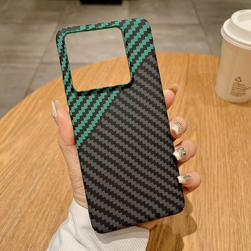 Funda Fibra de Carbono Xiaomi 14T Pro/15T Ultrafina Antihuellas - imagen 2