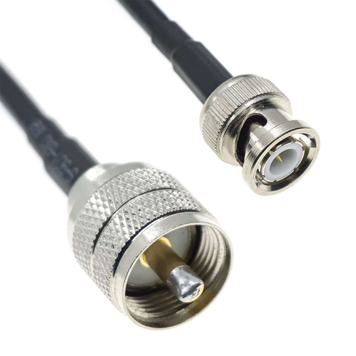 Cable pigtail RG58 con conectores BNC y UHF crimpados