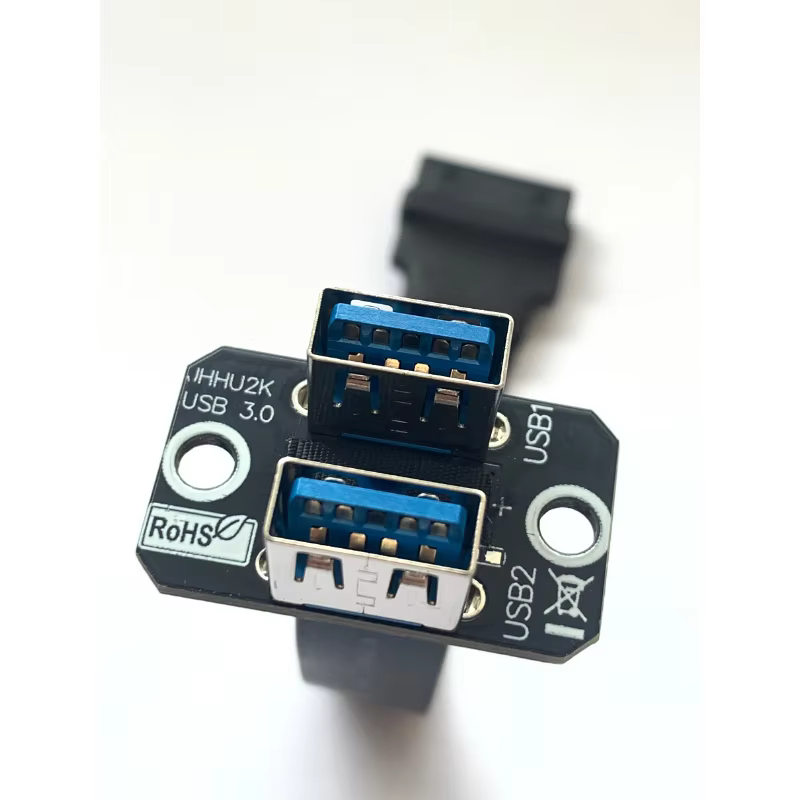 Detalle de los conectores USB-A hembra