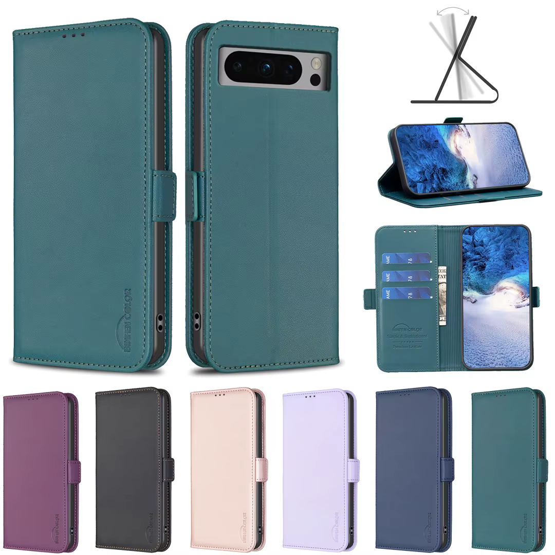 Vista frontal de la funda mostrando el diseño de cuero y la tapa cerrada